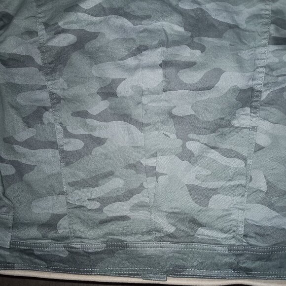 Democracy Twill Denim Camo Jacket sz L , NWT  B9 - Picture 5 of 8